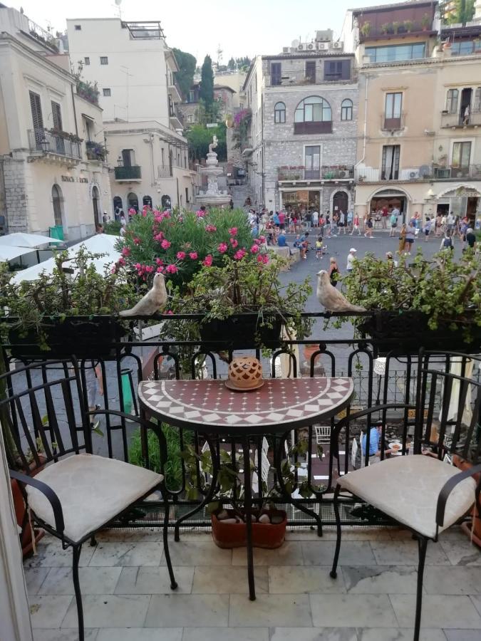 Casa Antica Savoia Apartment Таормина Екстериор снимка